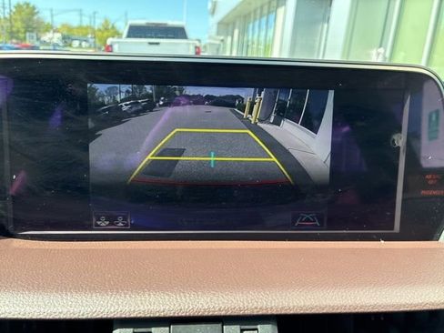 Used 2019 Lexus ES 350 w/ Accessory Package 2 FWD image 25