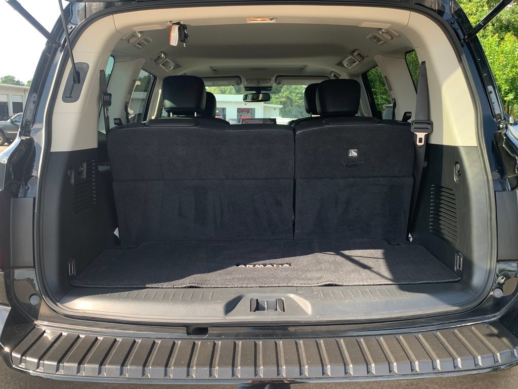 Used 2023 Nissan Armada SL w/ Captain's Chairs Package RWD image 7
