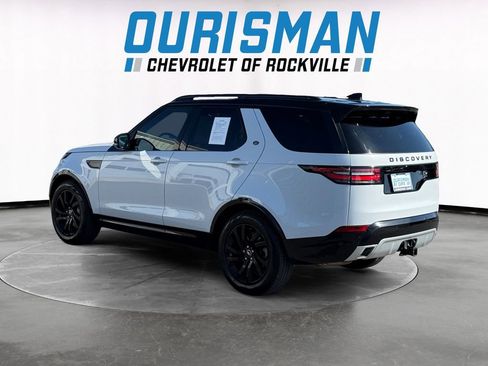 Used 2020 Land Rover Discovery Landmark image 4