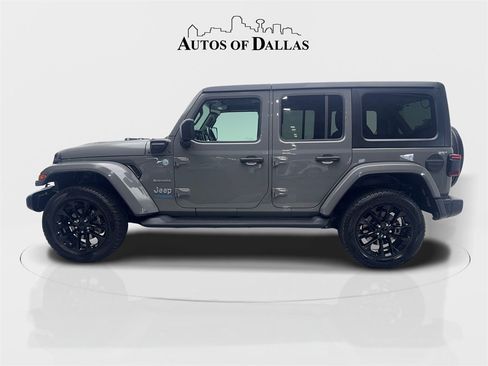 Used 2021 Jeep Wrangler Unlimited Sahara w/ Cold Weather Group image 5