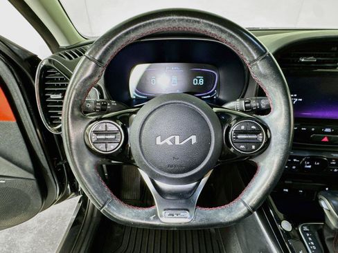 Used 2023 Kia Soul GT-Line w/ GT-Line Technology Package FWD image 9