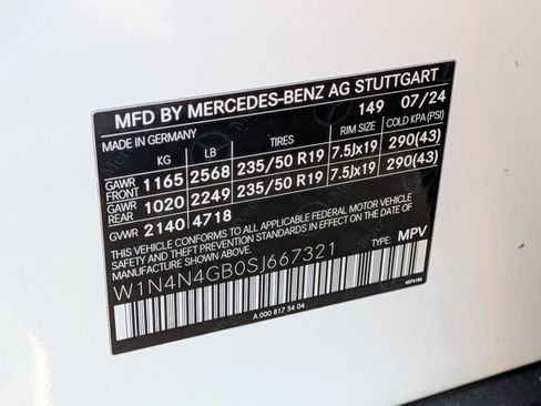 Used 2025 Mercedes-Benz GLA 250 image 36