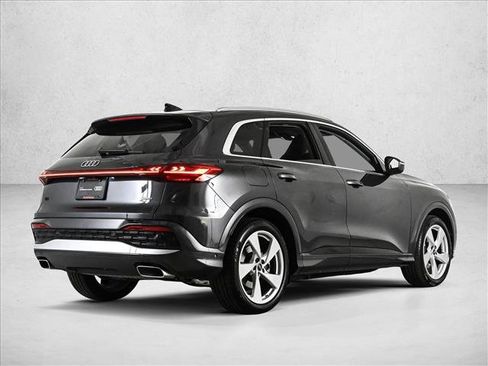 Certified 2025 Audi Q5 Prestige AWD/4WD image 4