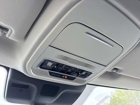 New 2026 Lincoln Navigator L Reserve AWD/4WD image 31