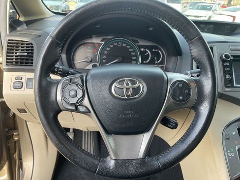 Used 2013 Toyota Venza XLE w/ XLE Premium Pkg image 15