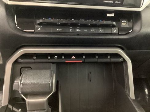 Used 2022 Toyota Tundra SR5 AWD/4WD image 20