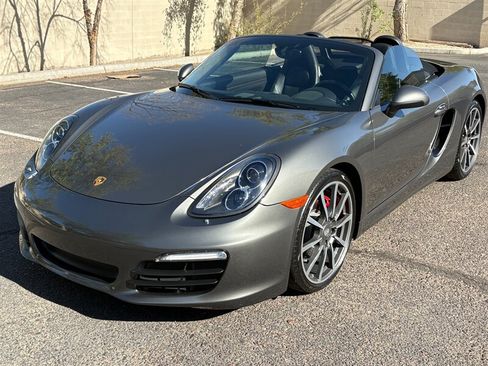 Used 2014 Porsche Boxster S RWD image 3