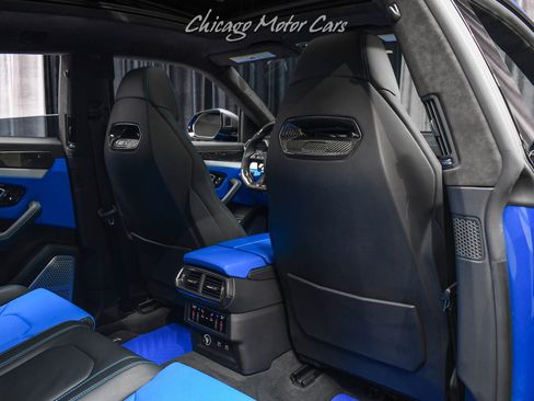 Used 2022 Lamborghini Urus image 31