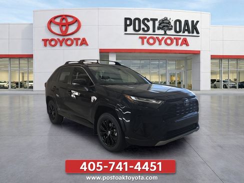 Used 2023 Toyota RAV4 SE AWD/4WD image 7