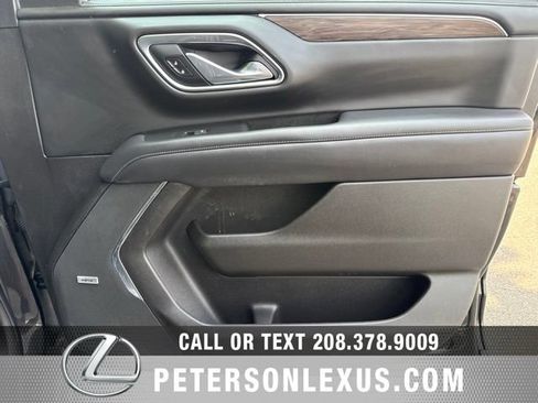 Used 2021 Chevrolet Tahoe LT w/ LT Signature Package AWD/4WD image 12