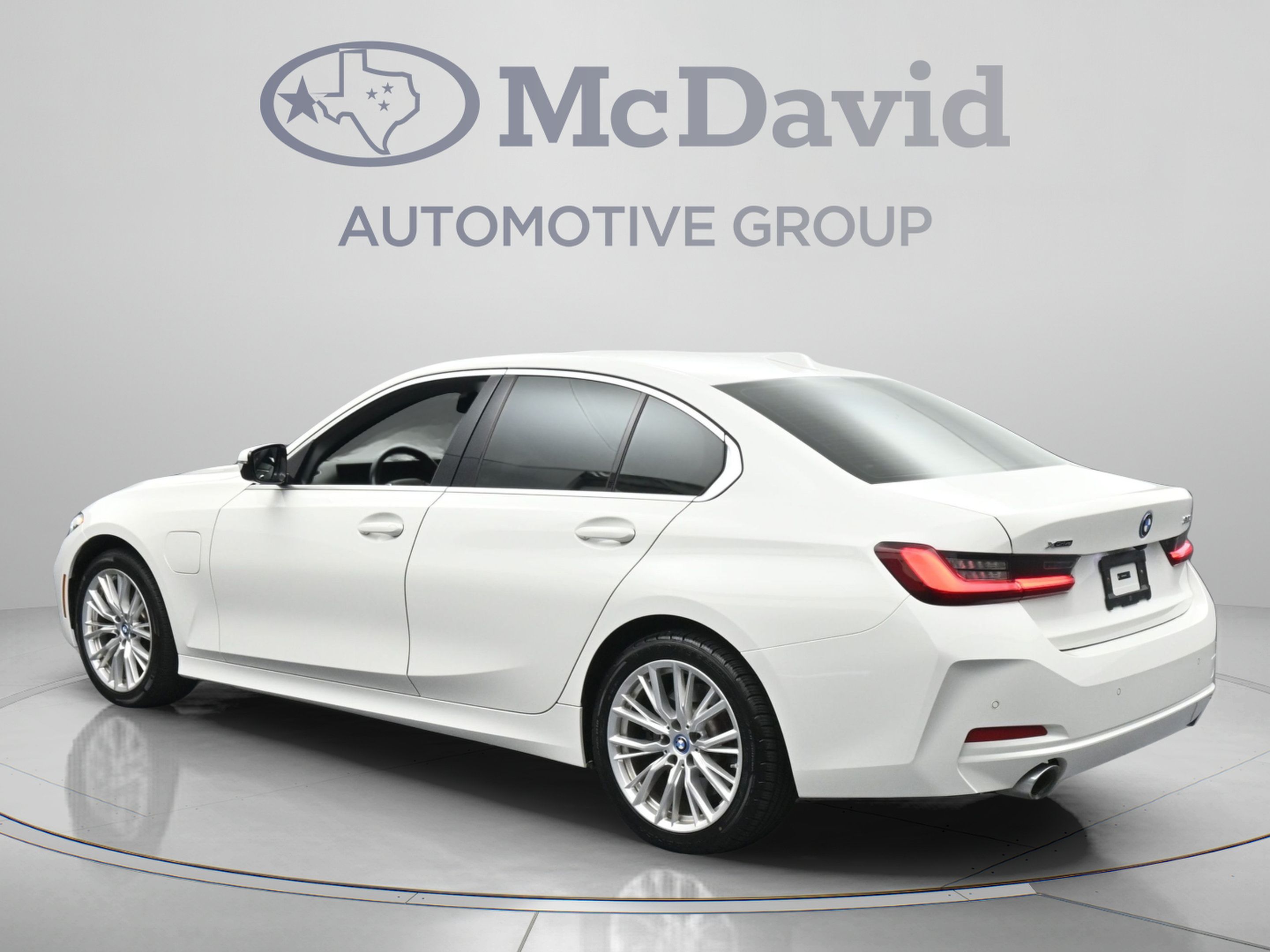 Used 2024 BMW 330e xDrive AWD/4WD image 6