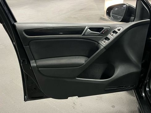 Used 2013 Volkswagen GTI 4-Door image 13