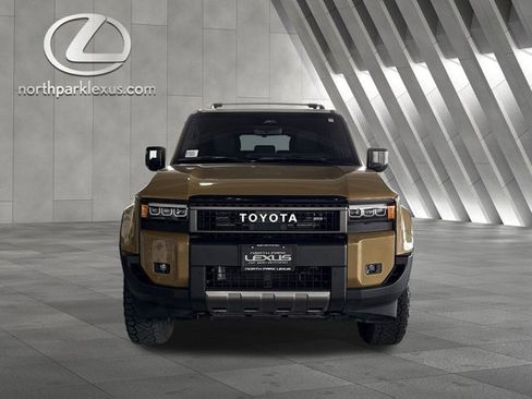 Used 2025 Toyota Land Cruiser image 27