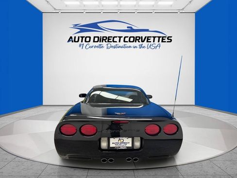 Used 2004 Chevrolet Corvette Z06 w/ Memory Package RWD image 10