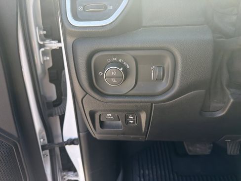 Used 2021 RAM 1500 Big Horn AWD/4WD image 11