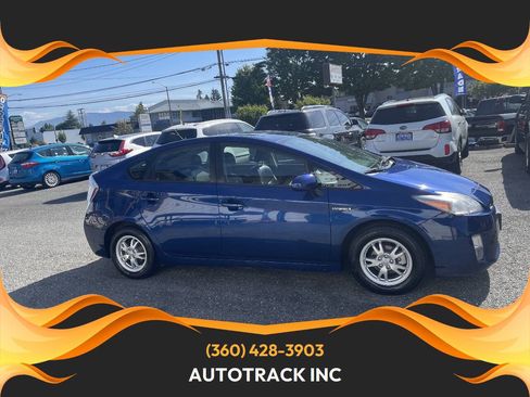 Used 2010 Toyota Prius Two FWD image 1
