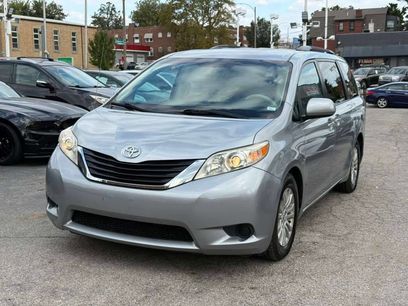 Used 2011 Toyota Sienna LE