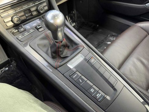 Used 2016 Porsche Cayman GT4 image 31