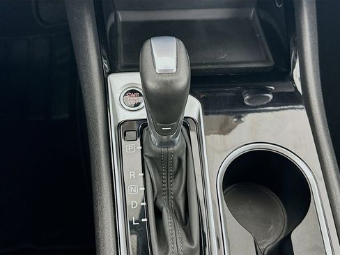 Used 2022 Nissan Altima 2.5 SV w/ SV Premium Package image 23