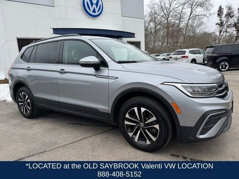 Used 2024 Volkswagen Tiguan S image 3