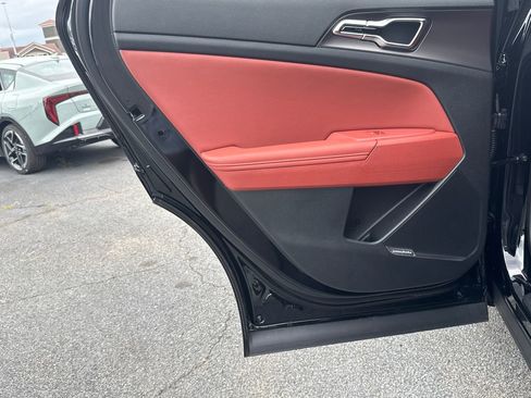 New 2026 Kia Sportage SX image 21