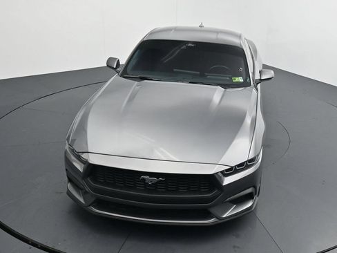 Used 2024 Ford Mustang Coupe RWD image 11