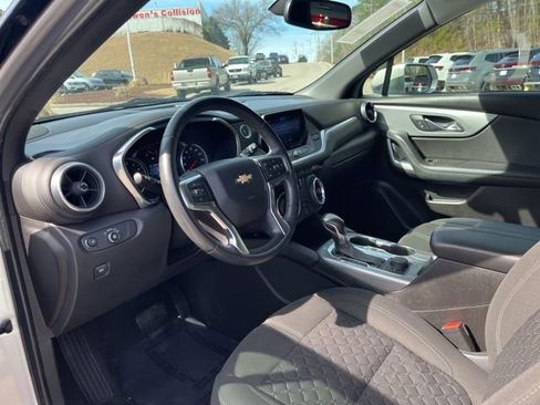 Used 2019 Chevrolet Blazer LT image 6