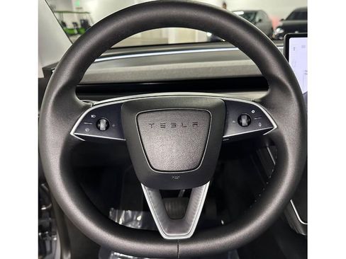 Used 2026 Tesla Model Y Long Range AWD/4WD image 25