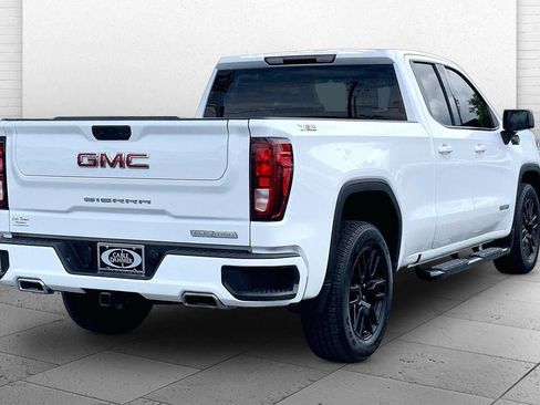 Used 2022 GMC Sierra 1500 Elevation w/ X31 Off-Road Package AWD/4WD image 12