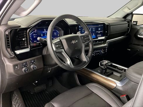 Used 2024 Chevrolet Silverado 1500 RST w/ Convenience Package II AWD/4WD image 16