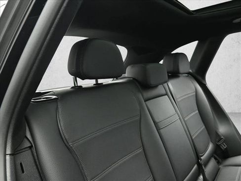 Certified 2025 Mercedes-Benz GLC 300 GLC 300 image 23