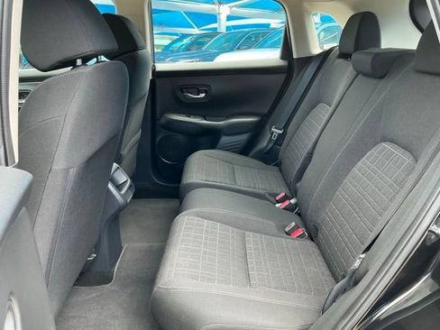 Used 2025 Honda HR-V LX image 8