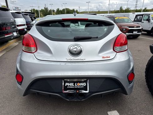 Used 2014 Hyundai Veloster Turbo image 11