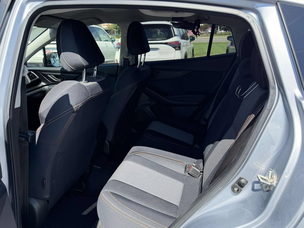 Used 2019 Subaru Crosstrek 2.0i Premium AWD/4WD image 15