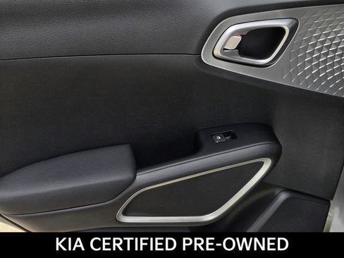 Certified 2025 Kia Soul LX FWD image 10