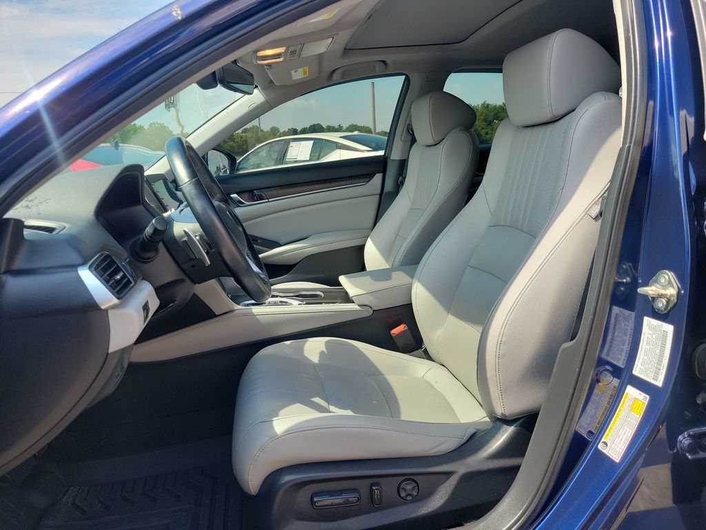 Used 2020 Honda Accord EX-L image 17