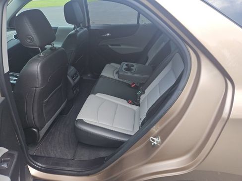 Used 2018 Chevrolet Equinox Premier AWD/4WD image 24