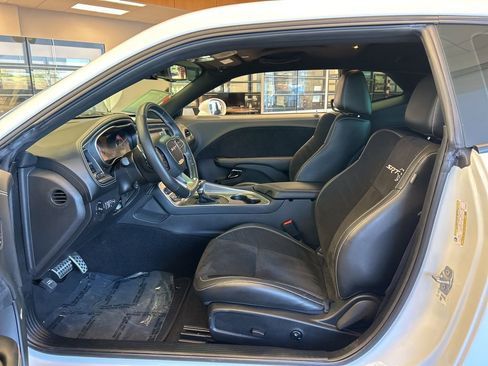 Used 2022 Dodge Challenger SRT Hellcat Redeye image 8
