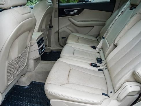 Used 2017 Audi Q7 3.0T Prestige image 17