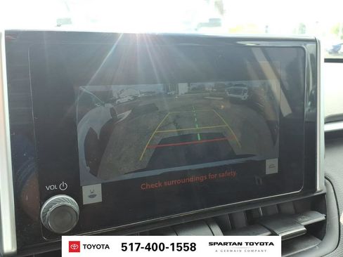 Used 2023 Toyota RAV4 XLE AWD/4WD image 23