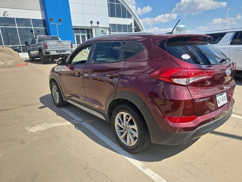 Used 2017 Hyundai Tucson SE w/ SE Popular Package 02 AWD/4WD image 9