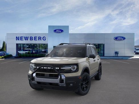 New 2025 Ford Bronco Sport Outer Banks w/ Sasquatch Outer Banks Package image 4