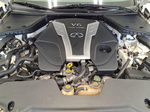 Used 2018 INFINITI Q50 Luxe w/ Essential Package (3.0T Luxe) image 22