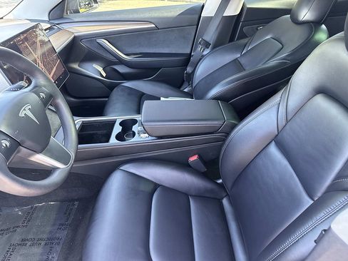 Used 2023 Tesla Model 3 Standard Range RWD image 23