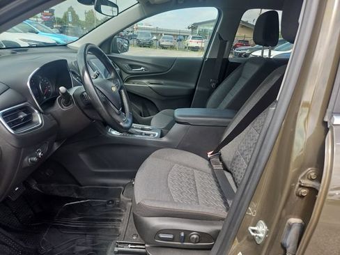 Used 2023 Chevrolet Equinox LT FWD image 10