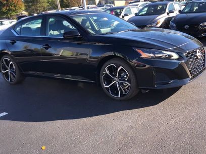 New 2025 Nissan Altima 2.5 SR w/ SR Premium Package