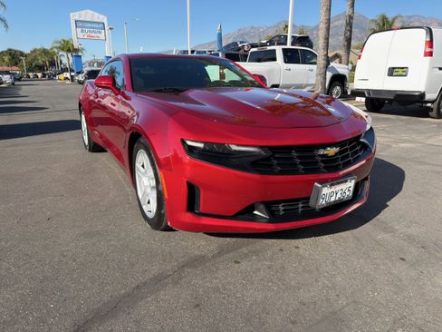 Used 2023 Chevrolet Camaro LT image 2
