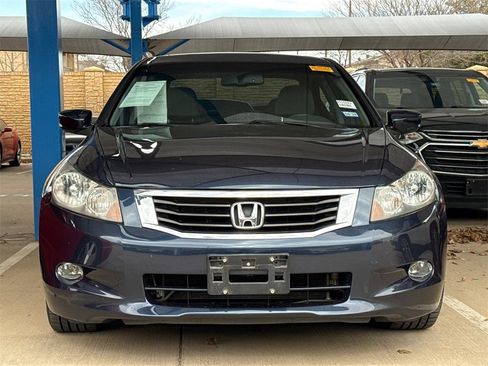 Used 2010 Honda Accord EX-L image 2