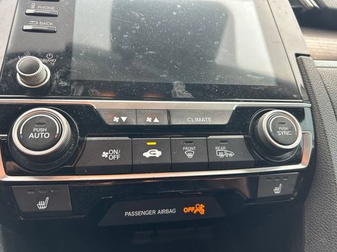 Used 2020 Honda Civic EX image 22