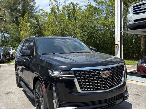 Used 2021 Cadillac Escalade Premium Luxury w/ Driver Assist Tech Package AWD/4WD image 2
